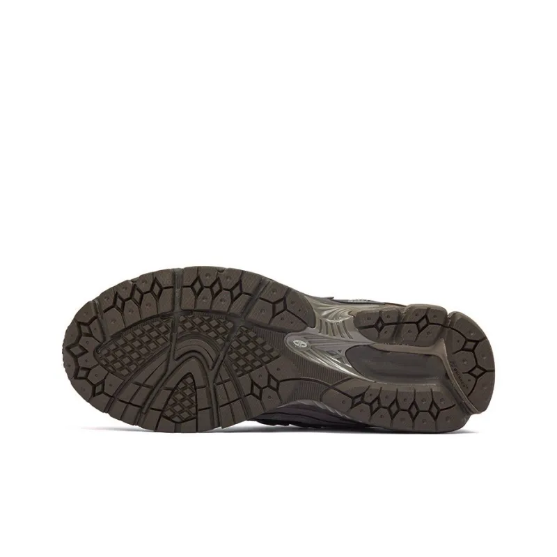 New Balance 1906R Driftwood Dark Mushroom-5