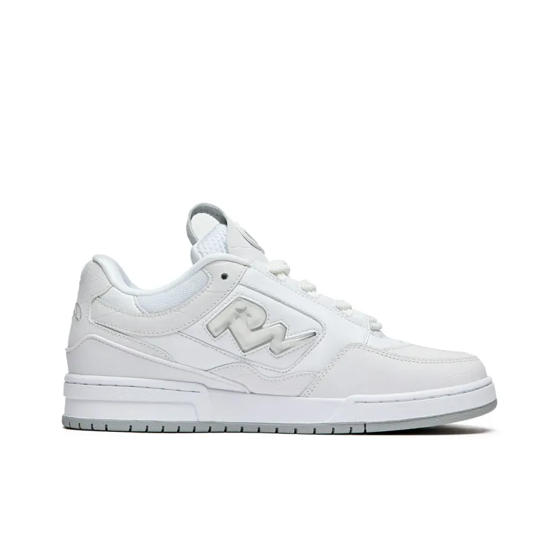 REEMUSTERED Low Top Skateboard Shoes Unisex White-1