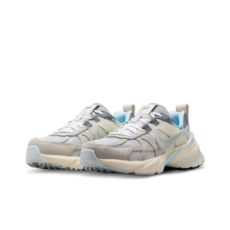 Nike V2K Run Light Bone Metallic Platinum Women's-2