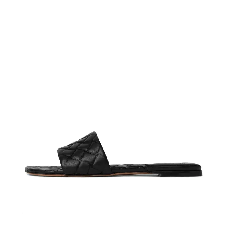 VIP【送料関税込】BottegaVeneta Slip-on Sandals Bottega Veneta Quilted Slip-On Sandals Women's - POIZON