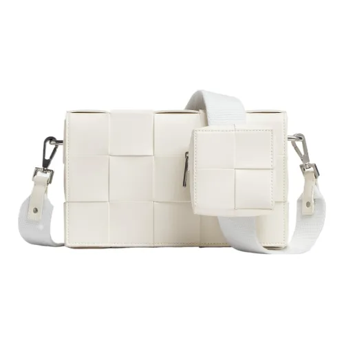 Bottega Veneta CASSETTE Cow Leather Shoulder Bag Crossbody Bag Medium Size Men's White