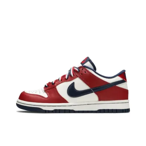 Nike Dunk Skateboard Shoes Women's Low-Top White/Red