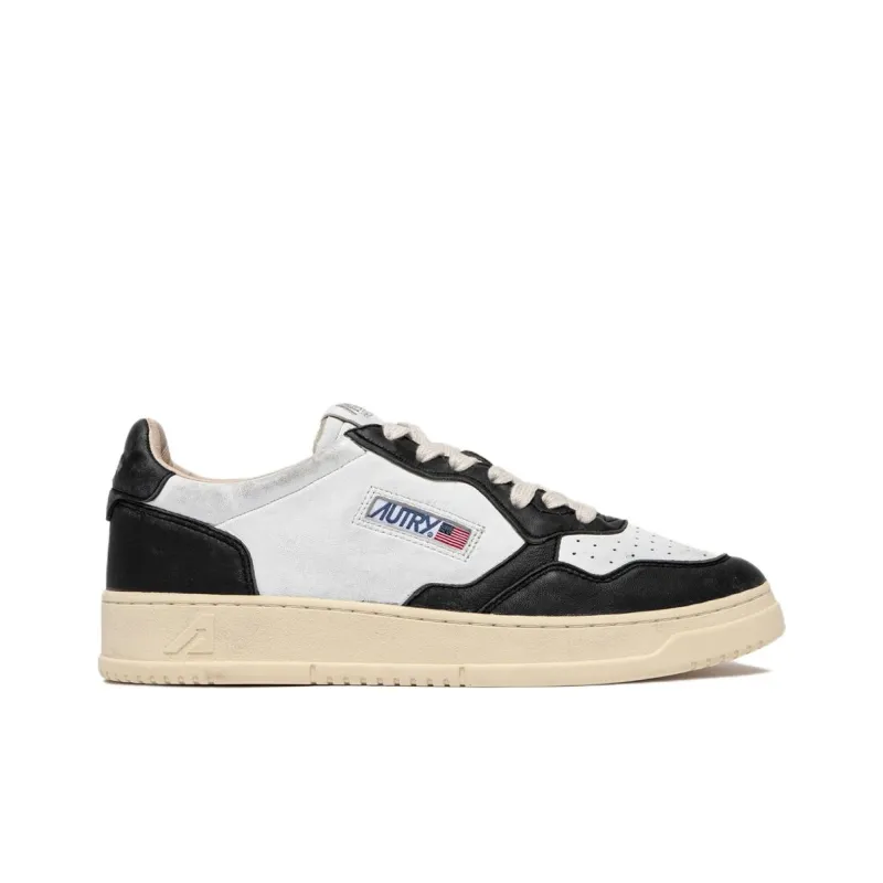 AUTRY Medalist Leather Sneakers-1