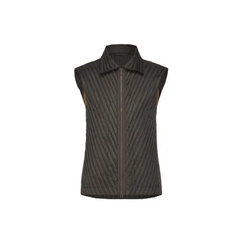 ISSEY MIYAKE Vests Men Brown