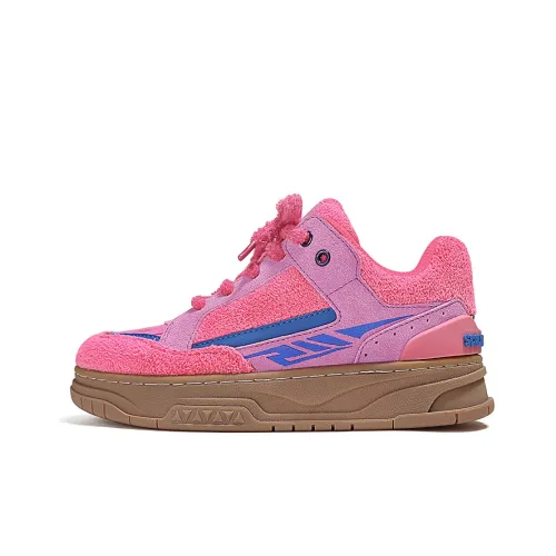 Piping hot flying fish Skateboard Shoes Women's Low-Top Pink