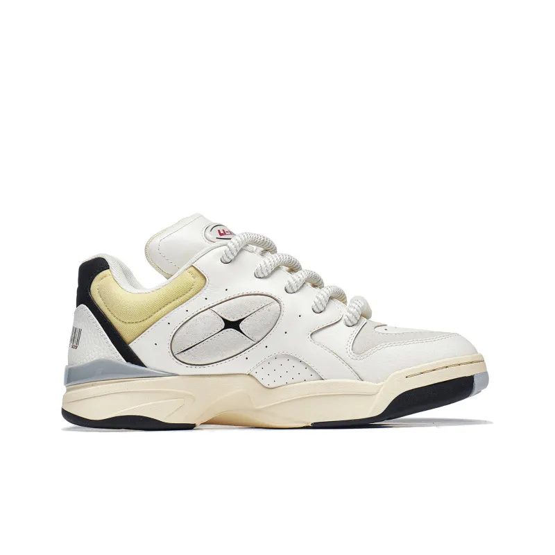 LiNing Shooting Star Cushioning, Wear Resistant Low Top Running Shoes Unisex Ecru-1