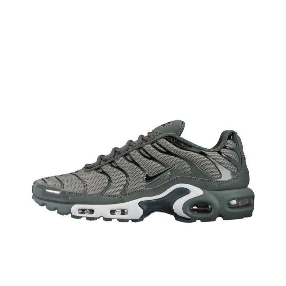air max plus khaki