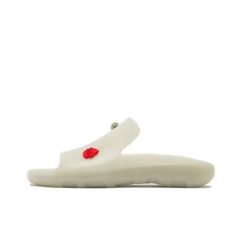 Burberry Stingray Appliqué detail Slides