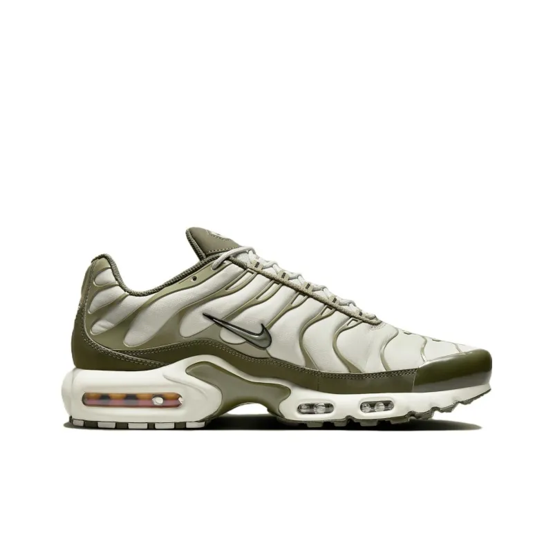 Nike Air Max Plus Light Bone Neutral Olive-1
