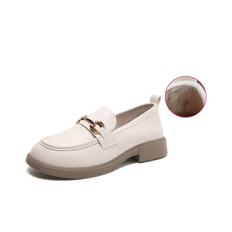 Medd Loafers Women's Low Top Beige/Black-9