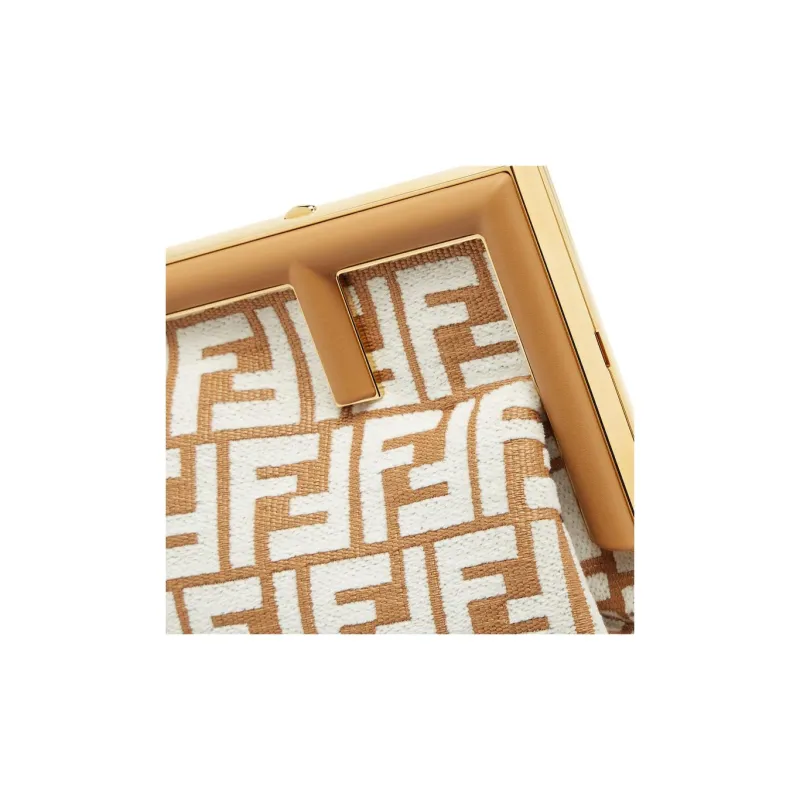 FENDI Fendi First Raffia One Shoulder Crossbody Clutches Small Size Women's White-4
