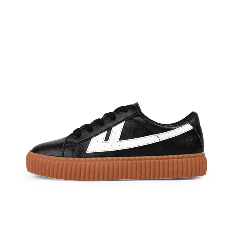 Warrior Non slip Lightweight Low Top Skateboard Shoes Women's Black White-0