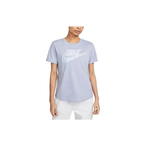 Nike T-Shirts Women's Light Purple