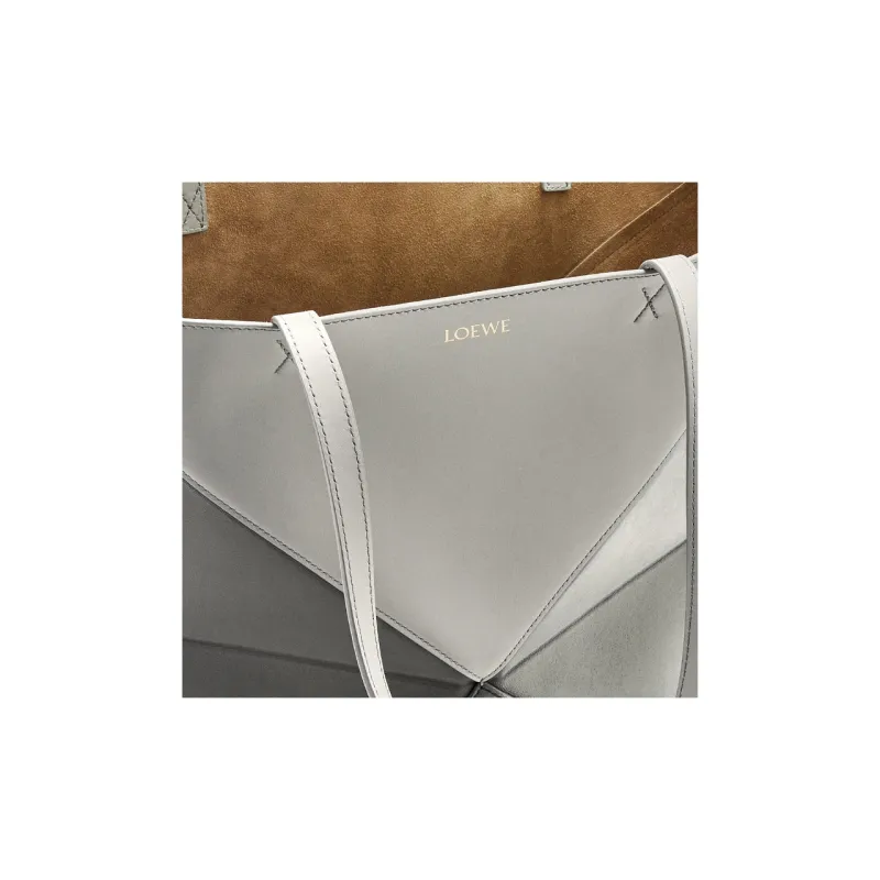 LOEWE Shiny Cow Leather Tote Bag Shopping Bag Handbag Medium Size Women's Pearl Gray & Dark Gray-6