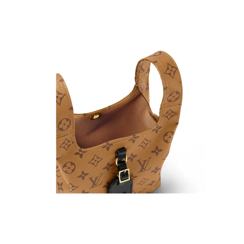 LOUIS VUITTON Atlantis BB Handbag-5