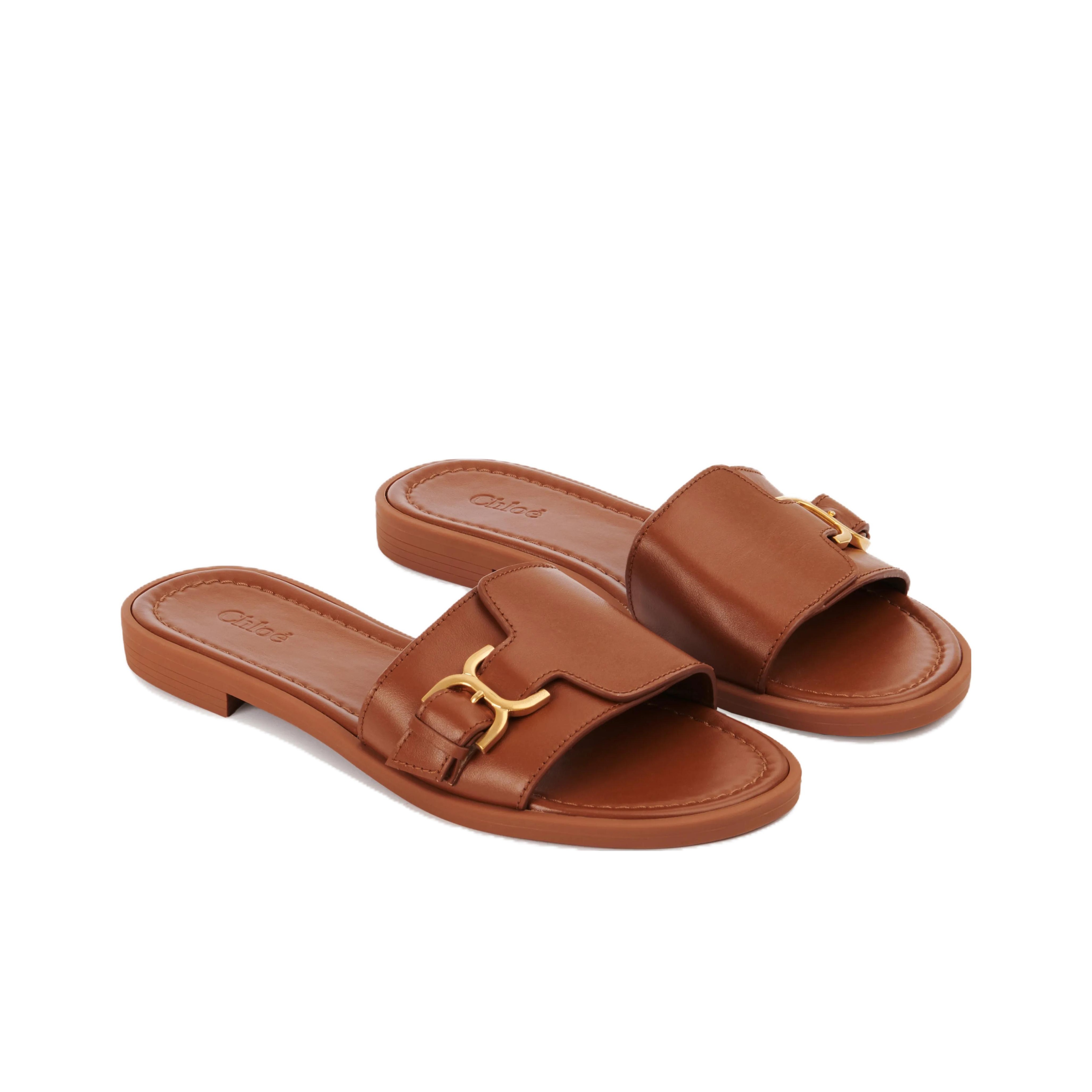 【送料&関税込】ChloAC Marcie Buckle Detailed Slides Chloé Marcie Buckle Detailed Slides Women's EU 37 - POIZON