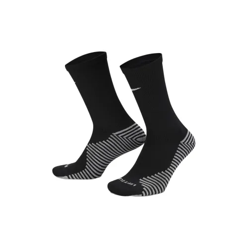 Nike Men Mid-Calf Socks