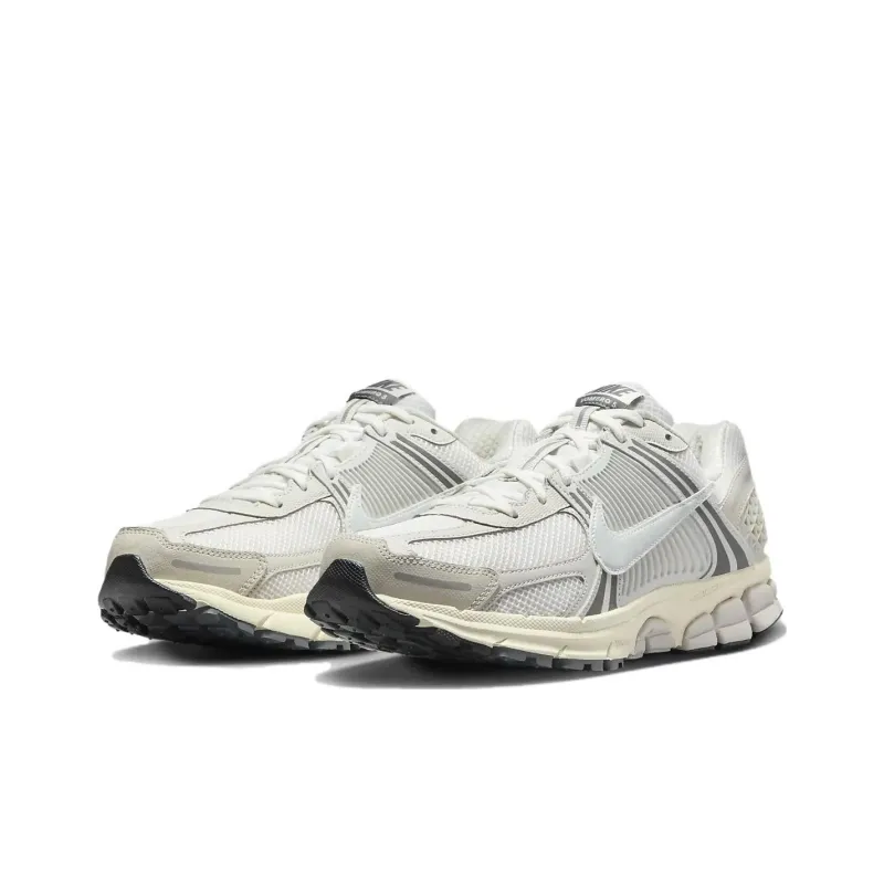 Nike Zoom Vomero 5 Platinum Tint-2