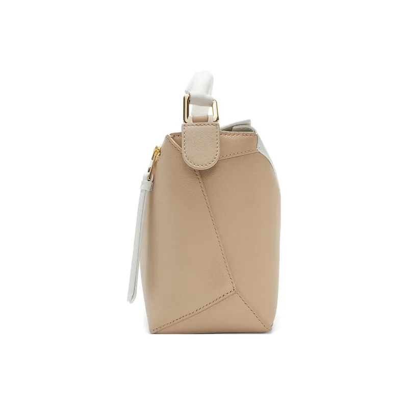 LOEWE Puzzle Cow Leather Shoulder Bag, Crossbody Bag, Handbag Trumpets Women's Soft White Color With Paper Craft-3