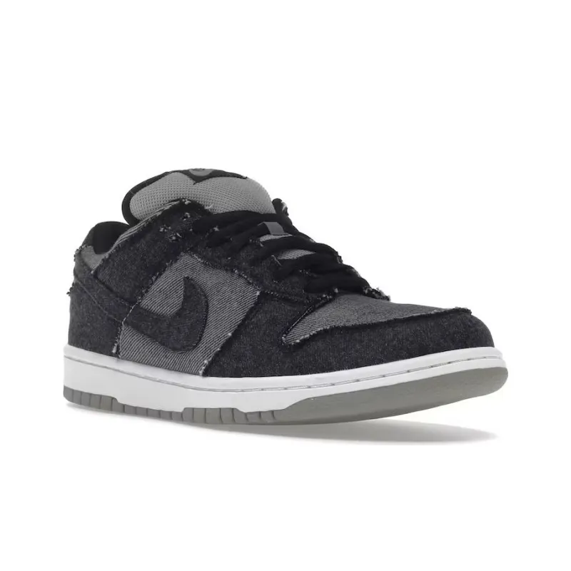 Nike Sb Dunk Low Medicom 2-2