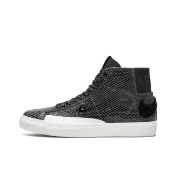 Nike Sb Blazer Mid Qs Soulland Friends And Family