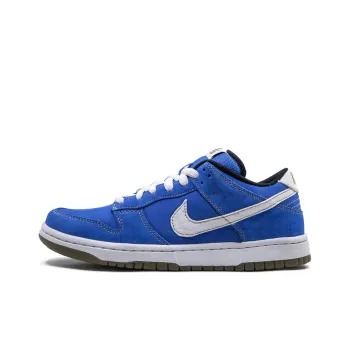 Nike Sb Dunk Low Street Fighter Chun Li