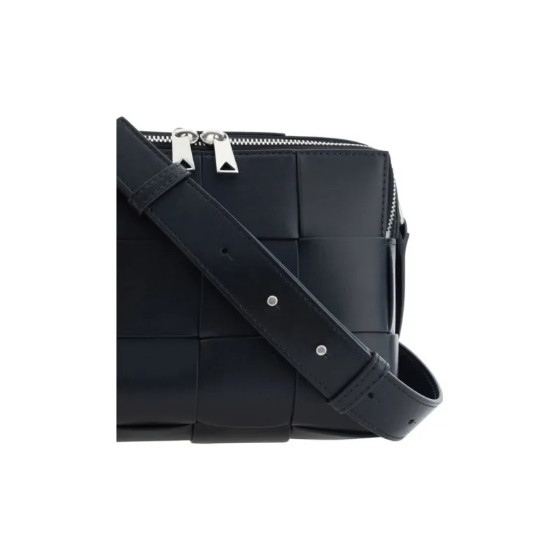 Bottega Veneta Cassette Messenger Bag-3