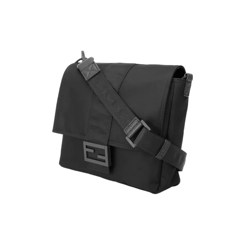 FENDI Baguette Crossbody Bags-2