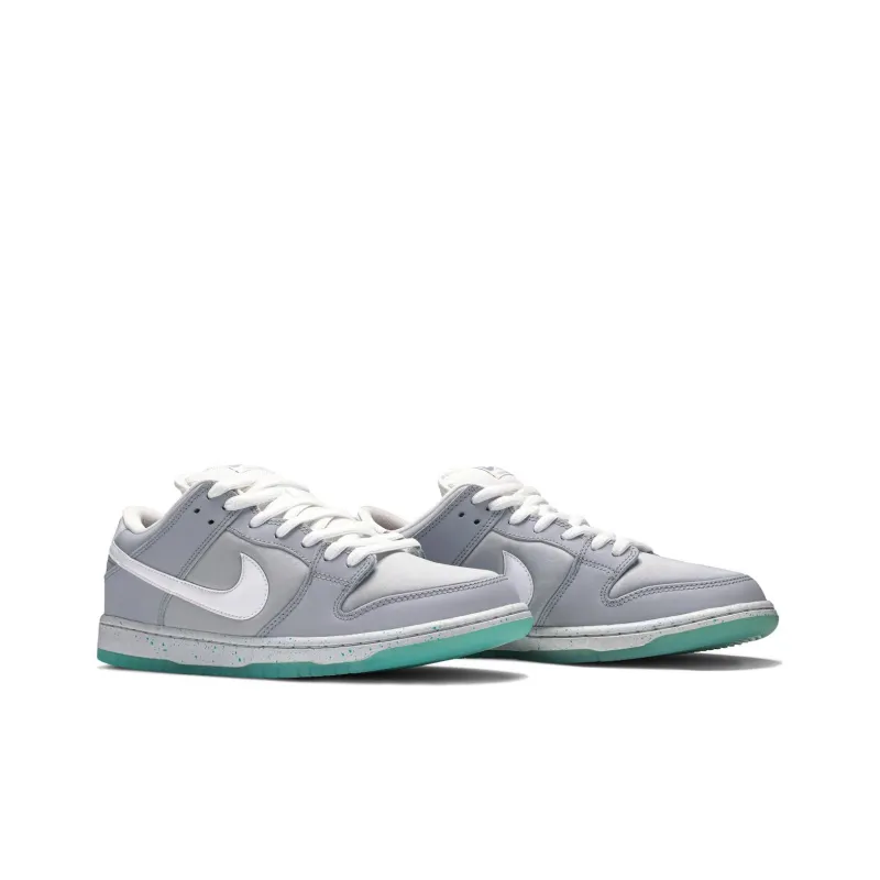 Nike SB Dunk Low Marty McFly-2