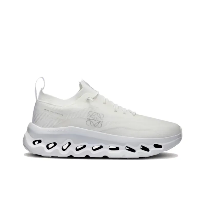 On Running Cloudtilt Loewe All White Women's-1