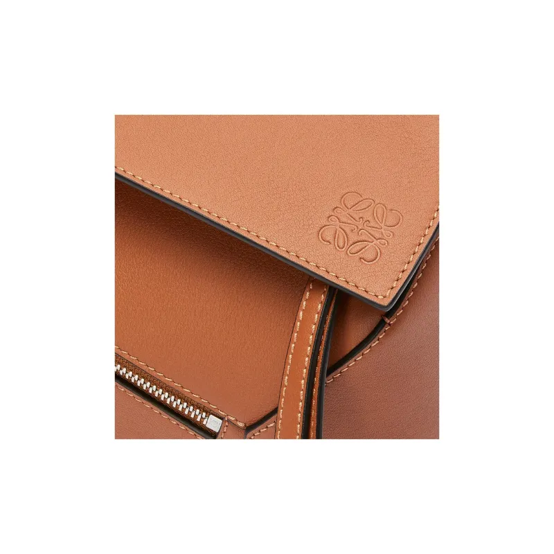 LOEWE Puzzle Cow Leather Fanny Pack Small Size Women's Tan-4