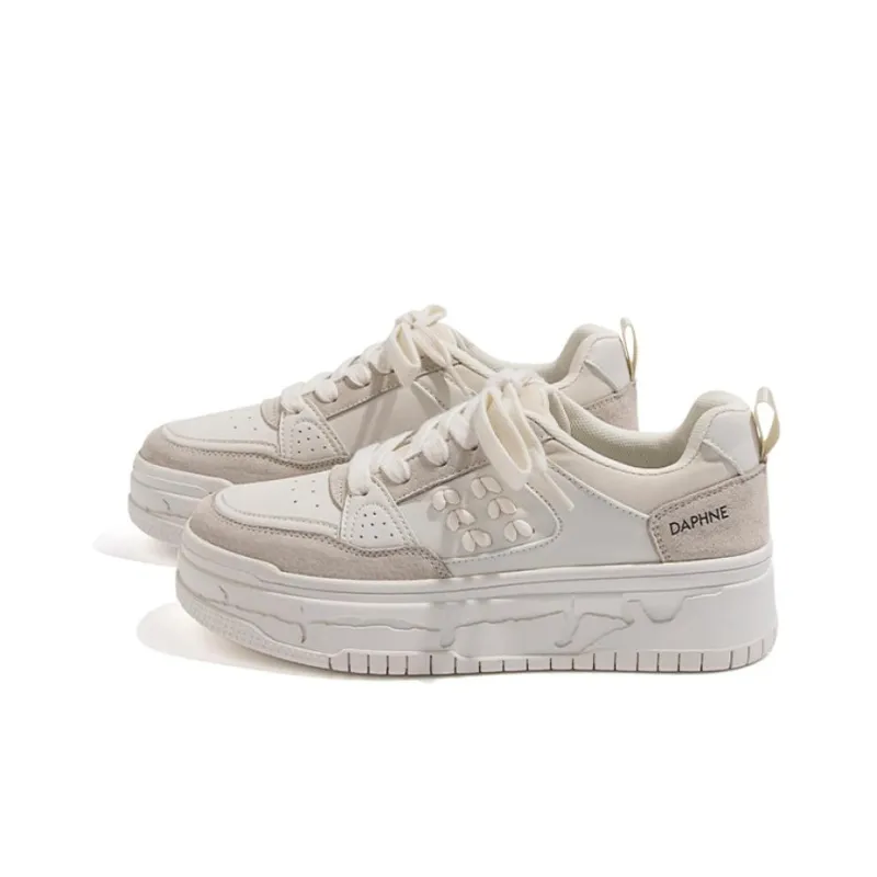 DAPHNE Slip-Resistant Low-Top Skateboard Shoes Women's-1
