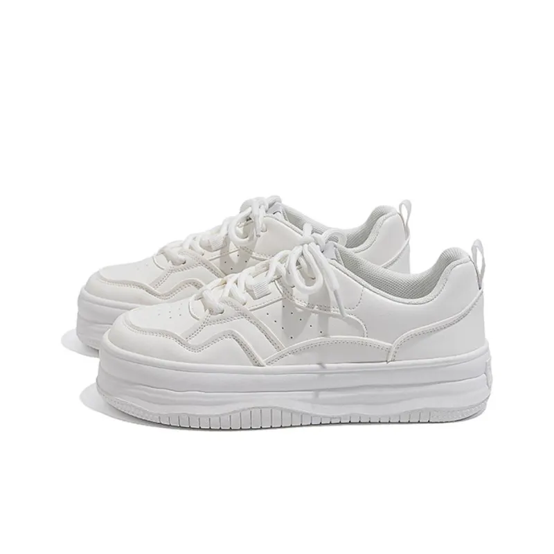 DAPHNE Abrasion Resistant Low Top Skateboard Shoes Women's-1