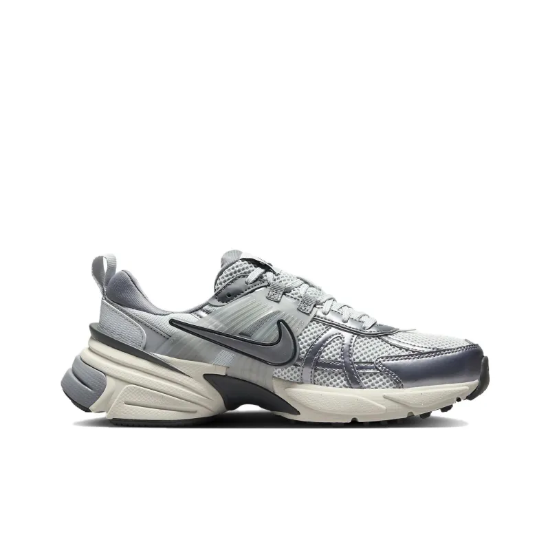 Nike V2K Run Pure Platinum Wolf Grey Women's-1