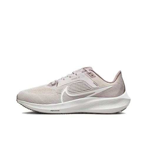 Nike Women's Air Zoom Pegasus 40 Wide 'Platinum Violet'