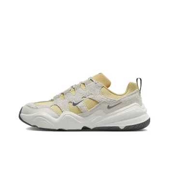 Nike Tech Hera Saturn Gold