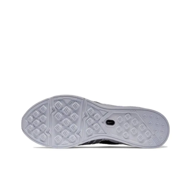 Nike Flyknit Trainer White Black-4