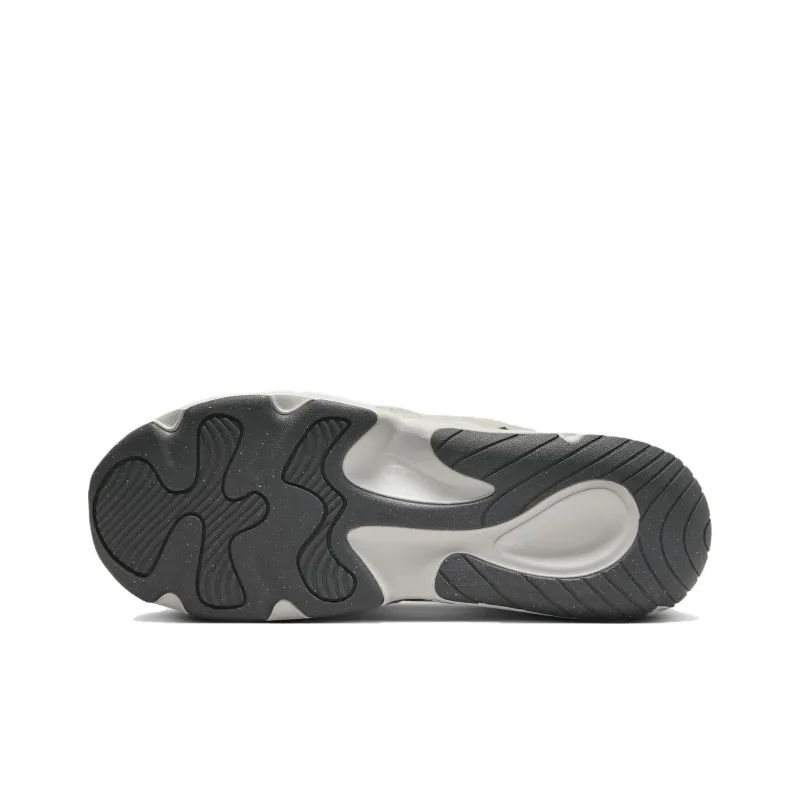 Nike Tech Hera Saturn Gold-5