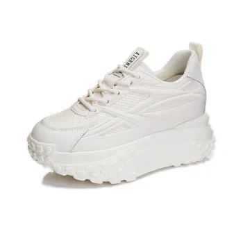 Egger Bird Lightweight Low-Top Chunky Sneakers Women's