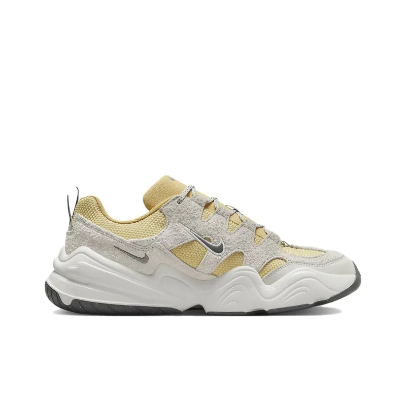 Nike Tech Hera Saturn Gold-1