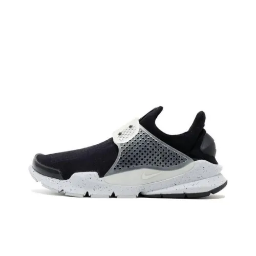 Nike Sock Dart Fragment Black Oreo