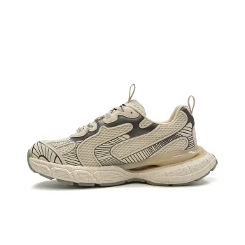 TRUMPPIPE Slip Resistant Low Top Chunky Sneakers Men's Beige