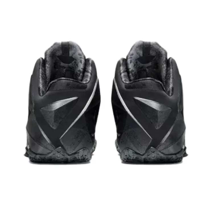 Nike LeBron 11 'Blackout'-3