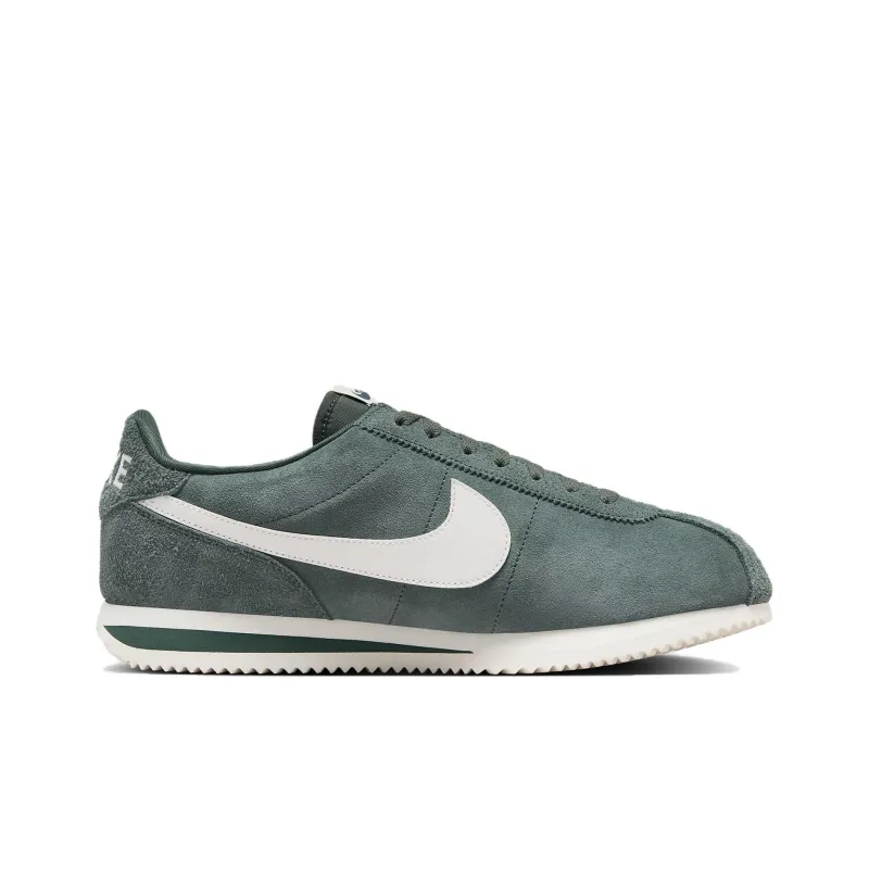 Nike Cortez Vintage Green-1