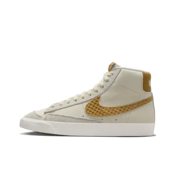 Nike Blazer Mid 77 Waffle