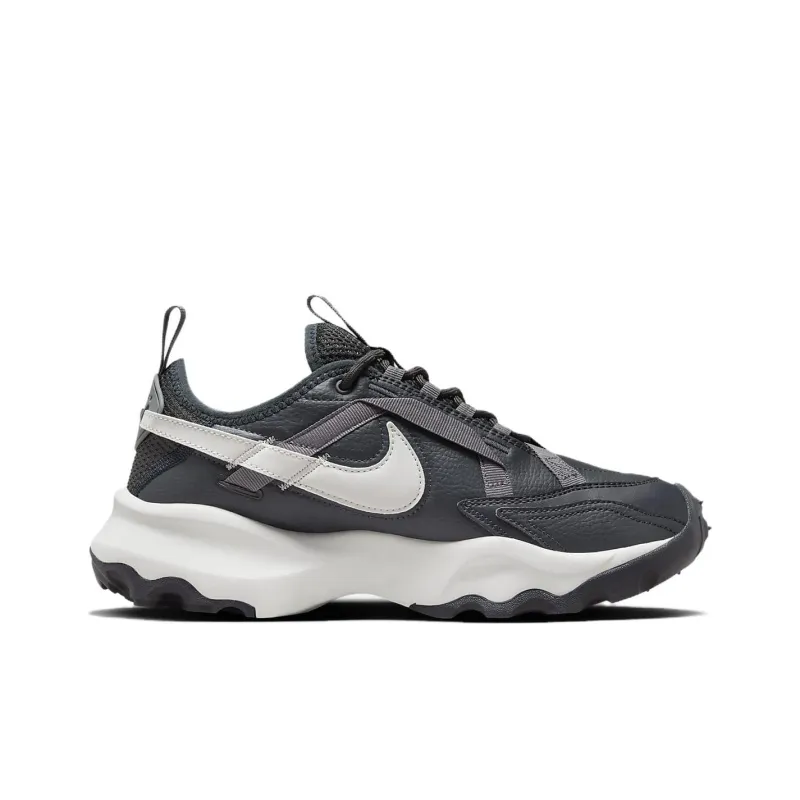 Nike TC 7900 Anthracite Platinum Tint Women's-1