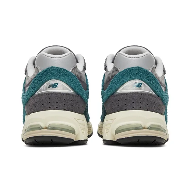 New Balance 2002R New Spruce Magnet-5
