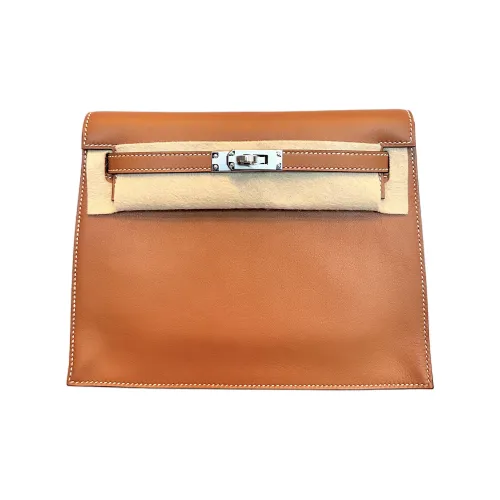 HERMES Kelly Danse Clutches