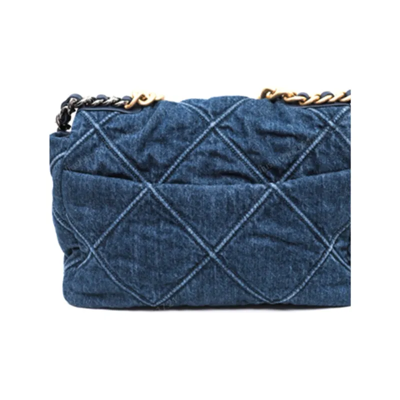 CHANEL 19Bag Denim Flap Bag, Messenger Bag, Shoulder Bag, Crossbody Bag Medium Size Women's Denim Blue-3