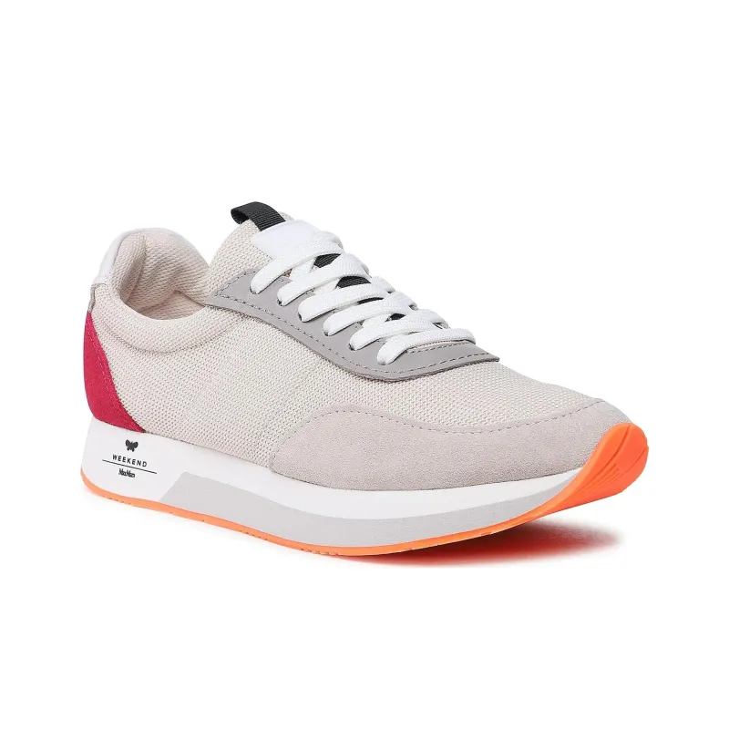 WEEKEND MaxMara Low-Top Casual Shoes Women's Beige-1